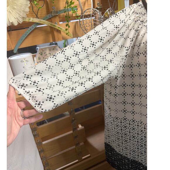 Black Rainn Pullover Blouse Size 3X in Cream, Black, and Gray - Picture 4 of 7